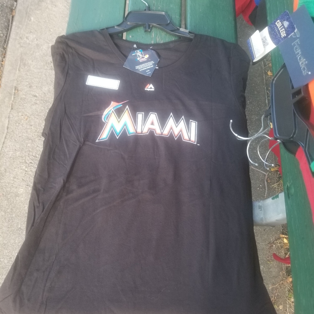 T shirt of miami